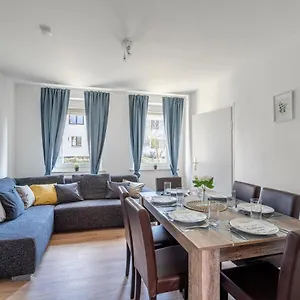 1890 Apartment