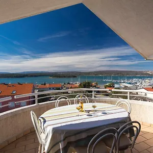 Paradiso Apartment Punat